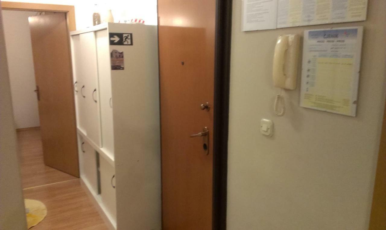Apartment Viki Makarska Eksteriør billede